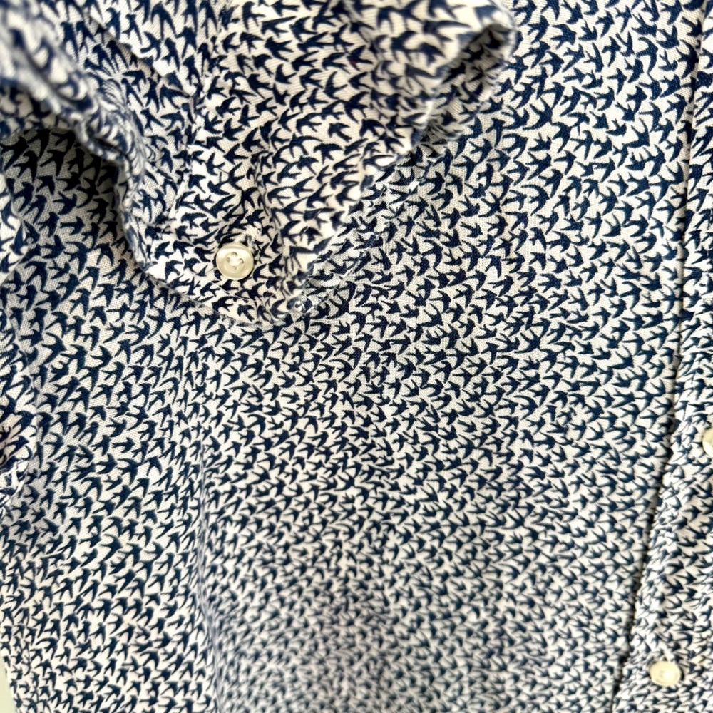 GRAYSON Women’s The Hero Buttondown Linen Birds Print in Navy Blue - Picture 8 of 11